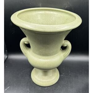 Vtg Heager Double Handled Arm Matte Green Trophy Planter Vase Footed Urn Read!
